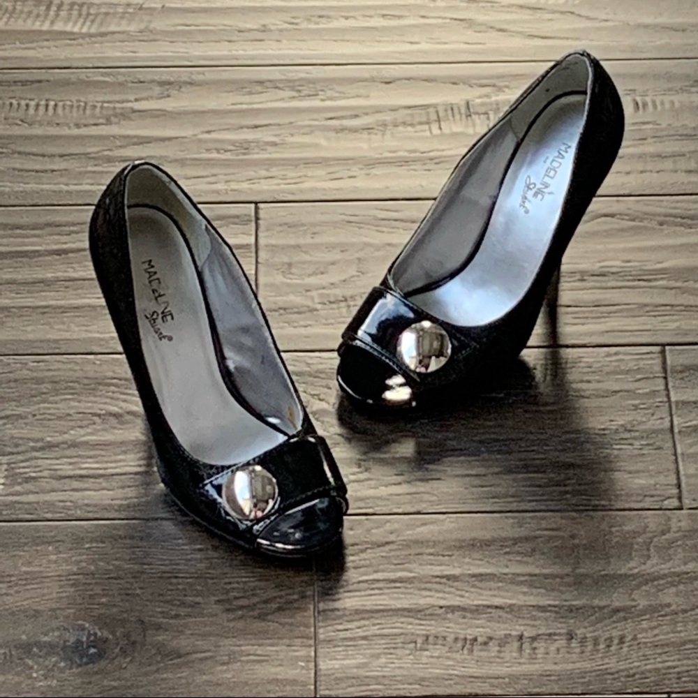 Madeline Stuart Size 6 Black Open Toed 4 Inch High Heels
